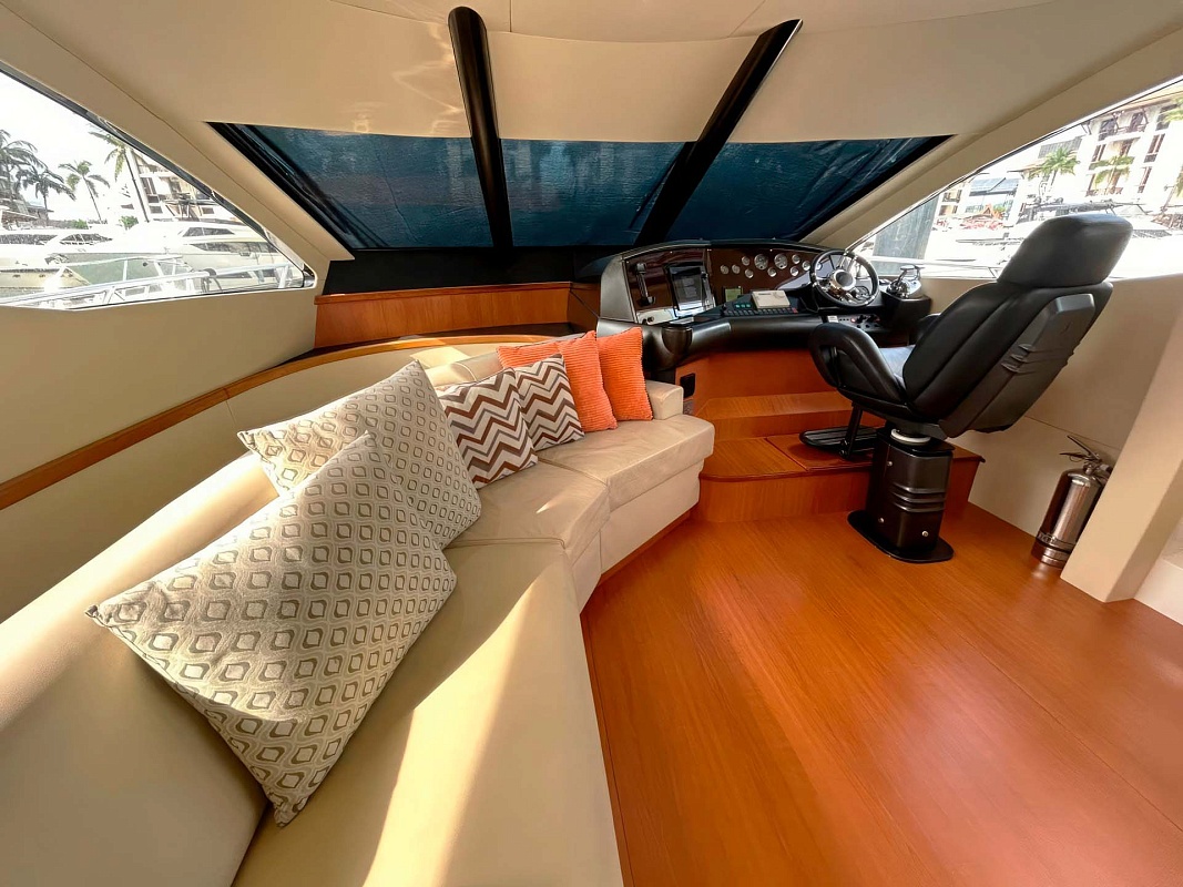 Аренда моторной яхты Sunseeker Manhattan 60 Sea Scape на Пхукете, Таиланд